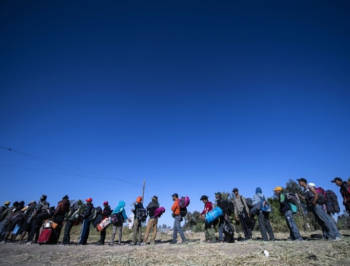 Central American migrants, mostly Hondurans, move in a caravan towards the United States. Central American migrants, mostly Hondurans, move in a caravan towards the United States.