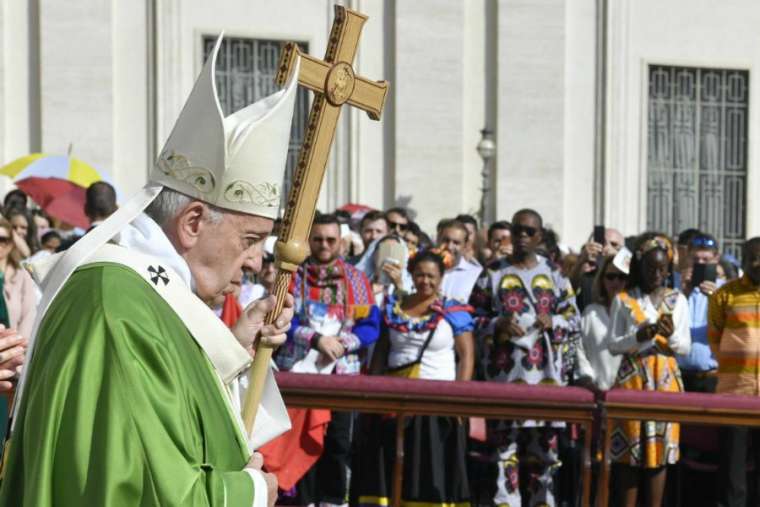 Pope Francis celebrates Mass for the World Day of Migrants and Refugees Sept. 29. Pope Francis celebrates Mass for the World Day of Migrants and Refugees Sept. 29.