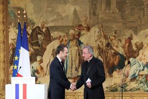 French president Emmanuel Macron greets Archbishop Luigi Ventura, Apostolic Nuncio to France, in Paris, Jan. 4, 2018. French president Emmanuel Macron greets Archbishop Luigi Ventura, Apostolic Nuncio to France, in Paris, Jan. 4, 2018.