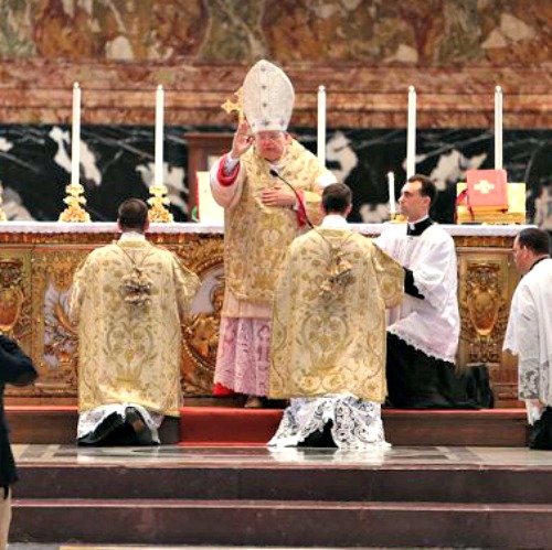 Cardinal Raymond Burke, patron of the Knights of Malta, says Mass in Rome Oct. 25 for the Summorum Pontificum pilgrimage.
Cardinal Raymond Burke, patron of the Knights of Malta, says Mass in Rome Oct. 25 for the Summorum Pontificum pilgrimage.