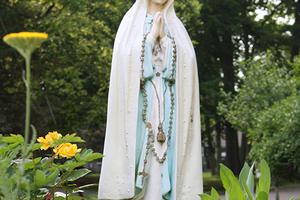 Our Lady of Fatima Our Lady of Fatima