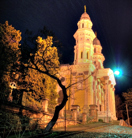 The Ruthenian Catholic Cathedral of the Exaltation of the Holy Cross in Uzhhorod City, Ukraine, was built in the 17th century.
The Ruthenian Catholic Cathedral of the Exaltation of the Holy Cross in Uzhhorod City, Ukraine, was built in the 17th century.