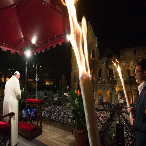 Pope Francis at the Way of the Cross 2015 Pope Francis at the Way of the Cross 2015