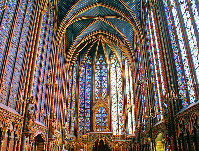 The upper chapel of Sainte Chapelle in Paris.
The upper chapel of Sainte Chapelle in Paris.