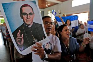 People demonstrate against the government of Nicaraguan President Daniel Ortega with a poster of Salvadorean St. Óscar Romero during Easter Mass on April 21, 2019. People demonstrate against the government of Nicaraguan President Daniel Ortega with a poster of Salvadorean St. Óscar Romero during Easter Mass on April 21, 2019.