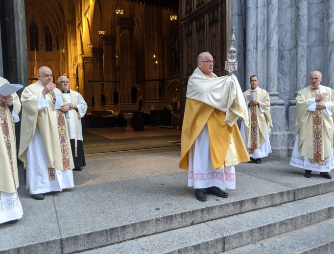 Cardinal Timothy Dolan blesses the City of New York with the Blessed Sacrament following Holy Thursday Mass at Saint Patrick's Cathedral in Manhattan on April 9, 2020. Cardinal Timothy Dolan blesses the City of New York with the Blessed Sacrament following Holy Thursday Mass at Saint Patrick's Cathedral in Manhattan on April 9, 2020.