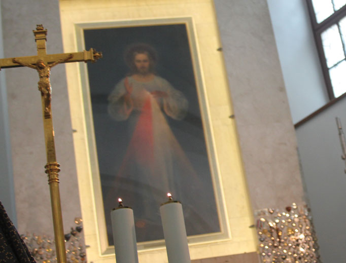 People from all walks of life have been impacted by the sacred portrait of Jesus that Polish artist Eugeniusz Kazimirowski painted at St. Faustina’s request in 1934. The image, which inspired the documentary The Original Image of Divine Mercy, is venerated in Lithuania.
People from all walks of life have been impacted by the sacred portrait of Jesus that Polish artist Eugeniusz Kazimirowski painted at St. Faustina’s request in 1934. The image, which inspired the documentary The Original Image of Divine Mercy, is venerated in Lithuania.
