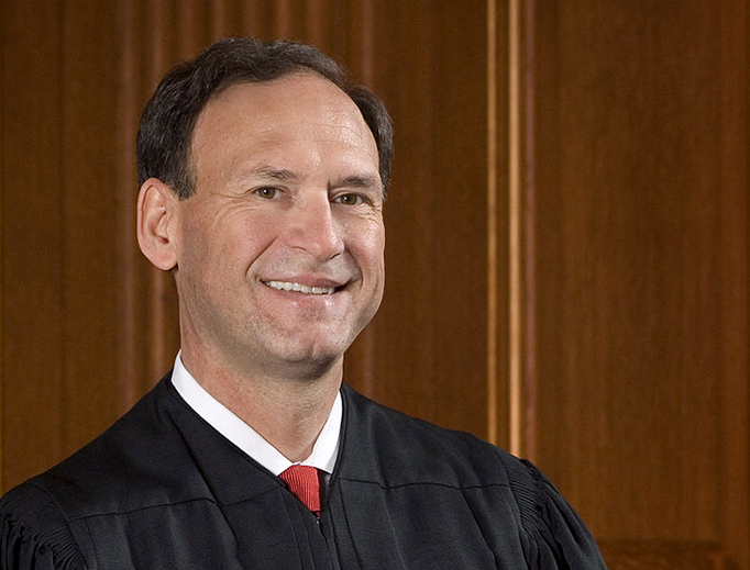 Official portrait of U.S. Supreme Court Associate Justice Samuel Alito (Source: Collection of the Supreme Court of the United States. Photographer: Steve Petteway) Official portrait of U.S. Supreme Court Associate Justice Samuel Alito (Source: Collection of the Supreme Court of the United States. Photographer: Steve Petteway)