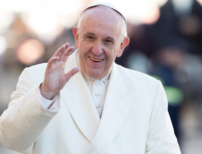 Pope Francis waves to the faithful at the general audience in St. Peter’s Square Nov. 8, 2017. Pope Francis waves to the faithful at the general audience in St. Peter’s Square Nov. 8, 2017.