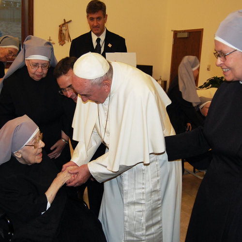 Pope Francis made a surprise visit to the Little Sisters of the Poor in Washington on Sept. 23, 2015.
Pope Francis made a surprise visit to the Little Sisters of the Poor in Washington on Sept. 23, 2015.