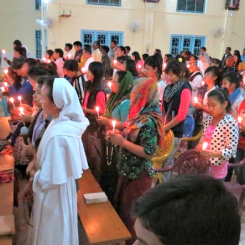 Faithful in India’s Miao Diocese pray in a candlelight vigil for persecuted Christians in the Middle East on March 1. Faithful in India’s Miao Diocese pray in a candlelight vigil for persecuted Christians in the Middle East on March 1.
