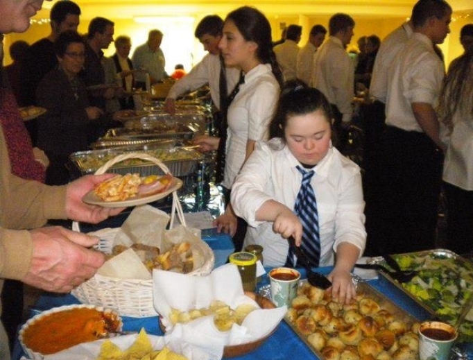 Above, Grace serves parishioners at her home parish of Notre Dame in Caldwell, New Jersey.
Above, Grace serves parishioners at her home parish of Notre Dame in Caldwell, New Jersey.