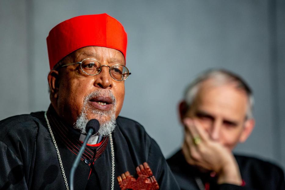 Cardinal Berhaneyesus Demerew Souraphiel of Addis Ababa speaking to reporters at the Vatican, Oct. 18, 2018. Cardinal Berhaneyesus Demerew Souraphiel of Addis Ababa speaking to reporters at the Vatican, Oct. 18, 2018.