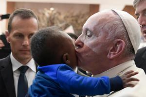 Pope Francis greets a little pilgrim during a jubilee audience in the Paul VI Hall on Nov. 11.
Pope Francis greets a little pilgrim during a jubilee audience in the Paul VI Hall on Nov. 11.