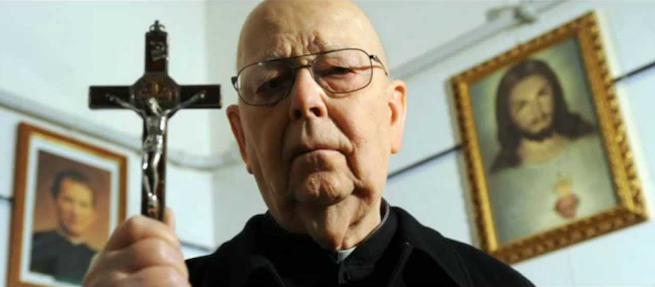 Father Gabriele Amorth. Father Gabriele Amorth.
