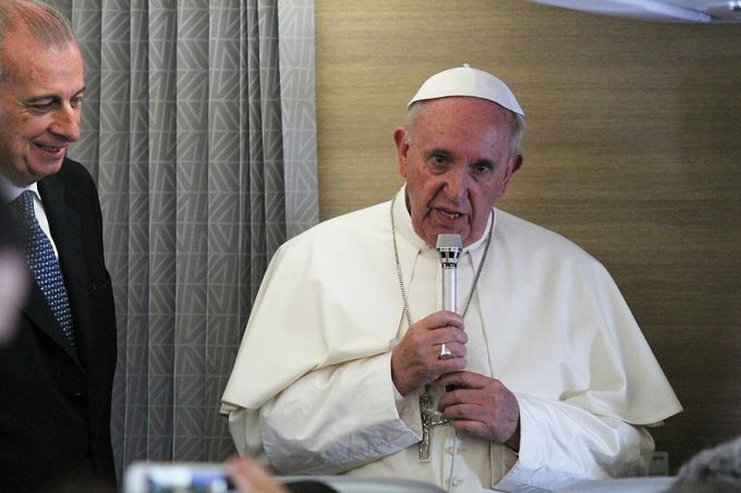 Pope Francis recently weighed in on the question of whether Catholics should apologize to gays--and several other issues. Here are 6 things to know and share . . . Pope Francis recently weighed in on the question of whether Catholics should apologize to gays--and several other issues. Here are 6 things to know and share . . .