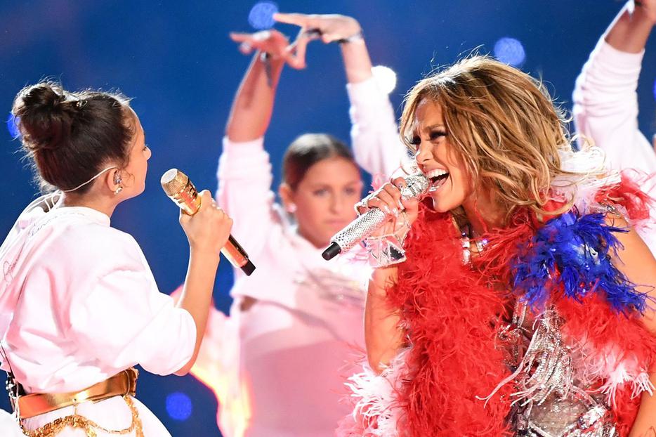 Jennifer Lopez (R) and her 11-year-old daughter Emme Maribel Muñiz perform onstage during the Pepsi Super Bowl LIV Halftime Show at Hard Rock Stadium on Feb. 2 in Miami, Florida.
Jennifer Lopez (R) and her 11-year-old daughter Emme Maribel Muñiz perform onstage during the Pepsi Super Bowl LIV Halftime Show at Hard Rock Stadium on Feb. 2 in Miami, Florida.