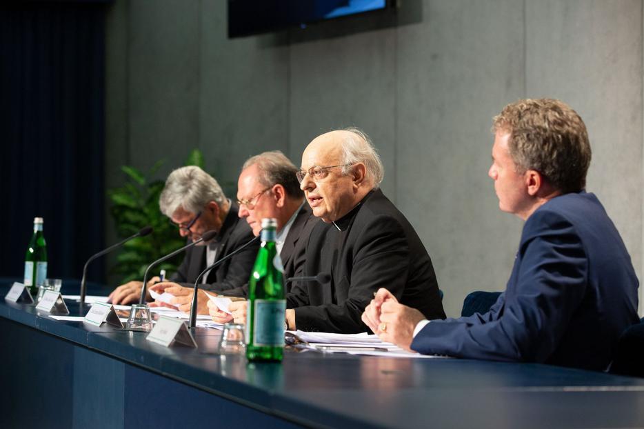 Cardinal Lorenzo Baldisseri, secretary-general of the Synod of Bishops, speaks to reporters about the apostolic constitution Episcopalis Communio, at the Vatican Sept. 18. Cardinal Lorenzo Baldisseri, secretary-general of the Synod of Bishops, speaks to reporters about the apostolic constitution Episcopalis Communio, at the Vatican Sept. 18.