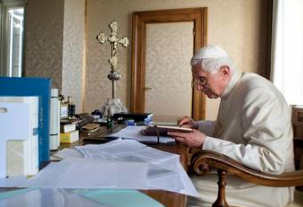 Benedict XVI has just weighed in on the proposal to give Communion to divorced and civilly remarried Catholics Benedict XVI has just weighed in on the proposal to give Communion to divorced and civilly remarried Catholics