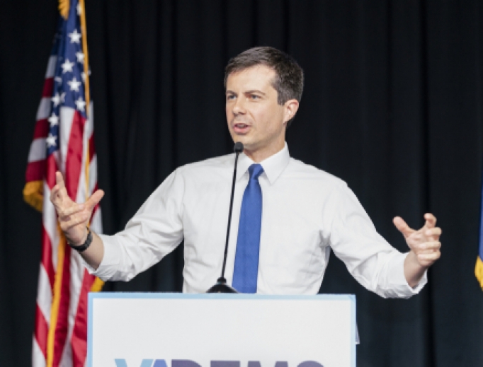 Democratic presidential hopeful Pete Buttigieg speaks at Blue Commonwealth Gala, June 15, 2019. Democratic presidential hopeful Pete Buttigieg speaks at Blue Commonwealth Gala, June 15, 2019.