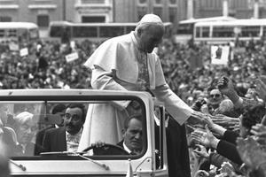 Pope John Paul II in his open car shakes hands with the faithful during an open-air general audience in St. Peter’s Square in April 1980. The future saint spoke of birth control and praised natural family planning, calling it a system that is respectful of the law of God and man’s dignity. Pope John Paul II in his open car shakes hands with the faithful during an open-air general audience in St. Peter’s Square in April 1980. The future saint spoke of birth control and praised natural family planning, calling it a system that is respectful of the law of God and man’s dignity.