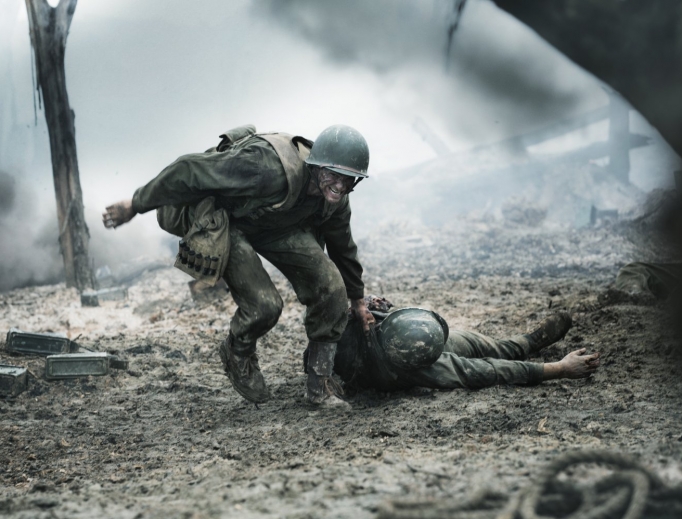 BATTLEFIELD BRAVERY. Andrew Garfield portrays Desmond Doss, the first conscientious objector to receive the Medal of Honor.
BATTLEFIELD BRAVERY. Andrew Garfield portrays Desmond Doss, the first conscientious objector to receive the Medal of Honor.