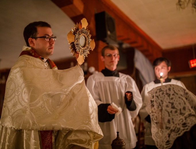 Above, a Eucharistic procession is led by Father Michael Casey at C4C’s 2018 fall retreat. Above, a Eucharistic procession is led by Father Michael Casey at C4C’s 2018 fall retreat.