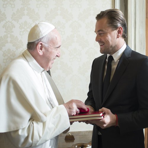 Pope Francis meets with actor Leonardo Di Caprio in Vatican City on Jan. 28.
Pope Francis meets with actor Leonardo Di Caprio in Vatican City on Jan. 28.