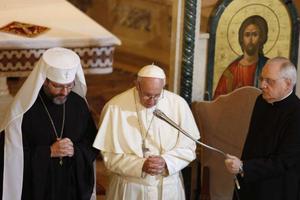 Pope Francis visits the Ukrainian Greek Catholic community in Rome. Pope Francis visits the Ukrainian Greek Catholic community in Rome.