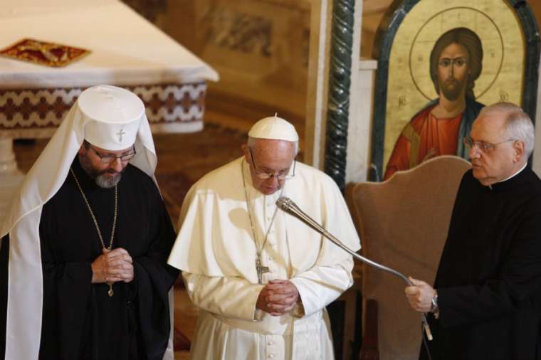Pope Francis visits the Ukrainian Greek Catholic community in Rome. Pope Francis visits the Ukrainian Greek Catholic community in Rome.