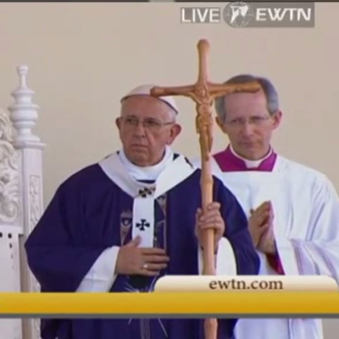 Pope Francis at border Mass on Feb. 17. He is using cross crafted by Juarez prisoners. Pope Francis at border Mass on Feb. 17. He is using cross crafted by Juarez prisoners.