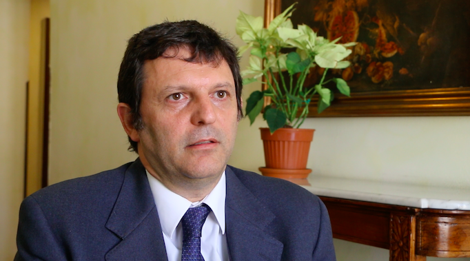 Professor Claudio Pierantoni Professor Claudio Pierantoni