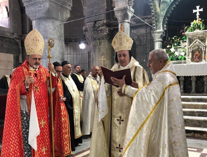 Syriac Catholic Coadjutor Archbishop Nathanael Nizar Semaan celebrates his first Mass as bishop on Pentecost Sunday, two days after his episcopal ordination, in the Church of the Immaculate Conception in Qaraqosh, where he was also ordained a priest in 1991.
Syriac Catholic Coadjutor Archbishop Nathanael Nizar Semaan celebrates his first Mass as bishop on Pentecost Sunday, two days after his episcopal ordination, in the Church of the Immaculate Conception in Qaraqosh, where he was also ordained a priest in 1991.