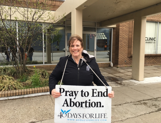 Laura Grijalba proclaims life in Louisville, Kentucky, this spring. Laura Grijalba proclaims life in Louisville, Kentucky, this spring.