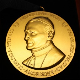Richard Doerflinger, associate director of the Secretariat for Pro-Life Activities at the U.S. Conference of Catholic Bishops, received the inaugural medal and its accompanying $10,000 prize at an April 28 banquet at the University of Notre Dame for his 'remarkable contributions' to the pro-life cause.
Richard Doerflinger, associate director of the Secretariat for Pro-Life Activities at the U.S. Conference of Catholic Bishops, received the inaugural medal and its accompanying $10,000 prize at an April 28 banquet at the University of Notre Dame for his 'remarkable contributions' to the pro-life cause.