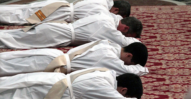 Eleven new priests are ordained in St. Peter's Basilica on April 17, 2016. (Alexey Gotovskiy/Catholic News Agency) Eleven new priests are ordained in St. Peter's Basilica on April 17, 2016. (Alexey Gotovskiy/Catholic News Agency)