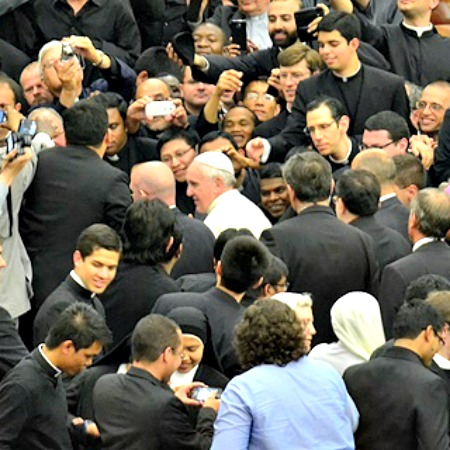 Pope Francis meets with seminarians from the Pontifical Roman universities on May 12.
Pope Francis meets with seminarians from the Pontifical Roman universities on May 12.