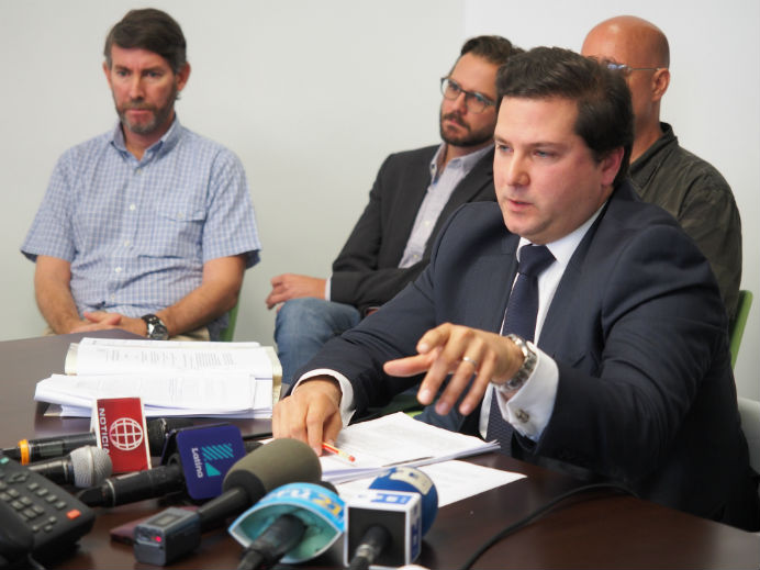 Five former Sodalitium members accuse founder Luis Fernando Figari of offenses of criminal conspiracy, kidnapping, and serious injuries, among others, suffered during their spent in the religious organization, at the prosecutor's office in Lima, Peru, May 12, 2016. Five former Sodalitium members accuse founder Luis Fernando Figari of offenses of criminal conspiracy, kidnapping, and serious injuries, among others, suffered during their spent in the religious organization, at the prosecutor's office in Lima, Peru, May 12, 2016.