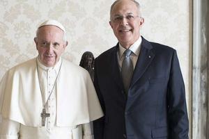 Pope Francis meets with Supreme Knight Carl Anderson, 2017. Pope Francis meets with Supreme Knight Carl Anderson, 2017.