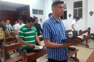 Seminarians at Buen Pastor seminary in Ciudad Bolívar, Venezuela, pray Vespers Seminarians at Buen Pastor seminary in Ciudad Bolívar, Venezuela, pray Vespers