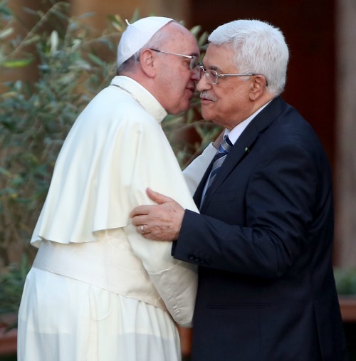 Pope Francis meets Palestinian President Mahmoud Abbas during a peace invocation prayer at the Vatican Gardens on June 8, 2014. Pope Francis meets Palestinian President Mahmoud Abbas during a peace invocation prayer at the Vatican Gardens on June 8, 2014.