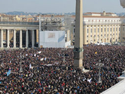 The crowd in St. Peter's Square during Pope Benedict XVI's Angelus address Feb. 17, 2013. The crowd in St. Peter's Square during Pope Benedict XVI's Angelus address Feb. 17, 2013.