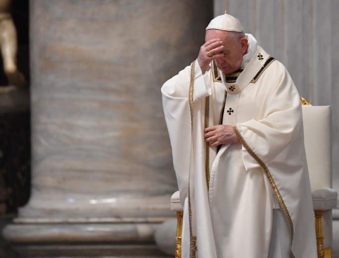 Pope Francis offers an Easter blessing. Pope Francis offers an Easter blessing.