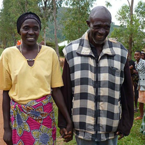 Rwanda genocide survivor Viviane N'Habimana (l) stands in a gesture of solidarity with Boniface Hakizimana, the man who killed her husband.
Rwanda genocide survivor Viviane N'Habimana (l) stands in a gesture of solidarity with Boniface Hakizimana, the man who killed her husband.