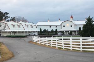 A unique retreat house — resembling a barn — is located in rural Hanceville, Alabama, where a lovely chapel is available for daily Mass and prayer. The house also bears a special relation to Mother Angelica and the community of sisters she founded. A unique retreat house — resembling a barn — is located in rural Hanceville, Alabama, where a lovely chapel is available for daily Mass and prayer. The house also bears a special relation to Mother Angelica and the community of sisters she founded.