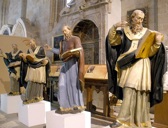 Church Fathers statues in the Old Cathedral of Salamanca
Church Fathers statues in the Old Cathedral of Salamanca