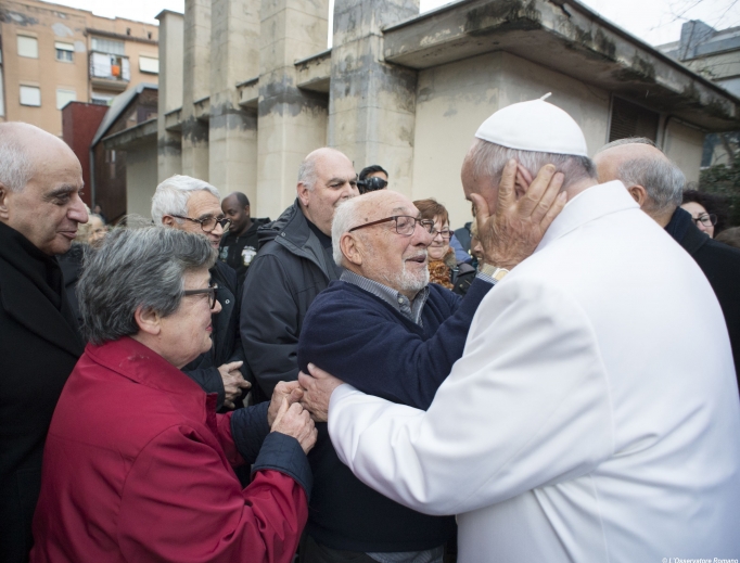 Pope Francis makes a surprise visit to the retirement home Bruno Buozzi on Jan. 15.
Pope Francis makes a surprise visit to the retirement home Bruno Buozzi on Jan. 15.