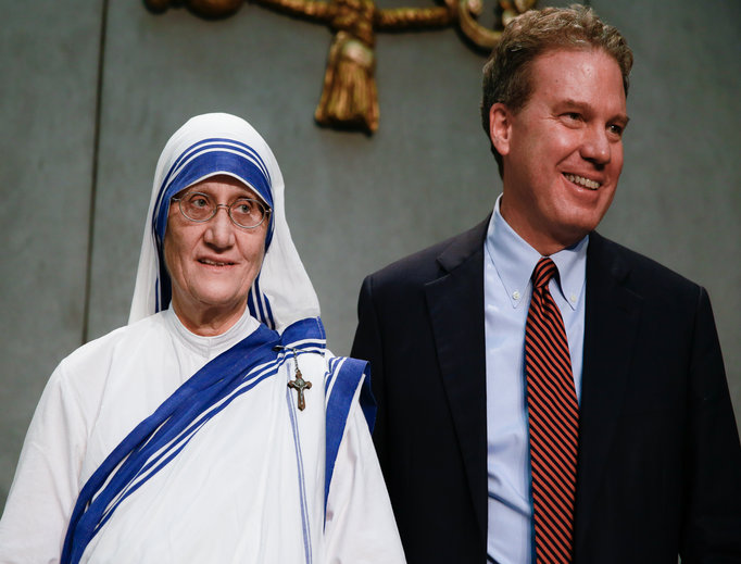Holy See Press Director Greg Burke with Sister Mary Prema Pierick, mother superior of the Missionaries of Charity, at a press briefing on Mother Teresa's canonization at the Holy See Press Office on Sept. 2.
Holy See Press Director Greg Burke with Sister Mary Prema Pierick, mother superior of the Missionaries of Charity, at a press briefing on Mother Teresa's canonization at the Holy See Press Office on Sept. 2.