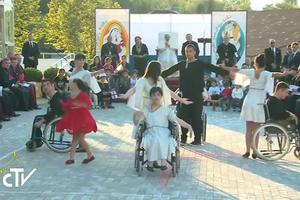 Youth perform special presentation for Pope Francis Oct. 1 Youth perform special presentation for Pope Francis Oct. 1