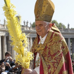 Pope Benedict XVI carries woven palm fronds as he arrives in procession to celebrate Palm Sunday Mass in St. Peter’s Square at the Vatican April 17. Pope Benedict XVI carries woven palm fronds as he arrives in procession to celebrate Palm Sunday Mass in St. Peter’s Square at the Vatican April 17.